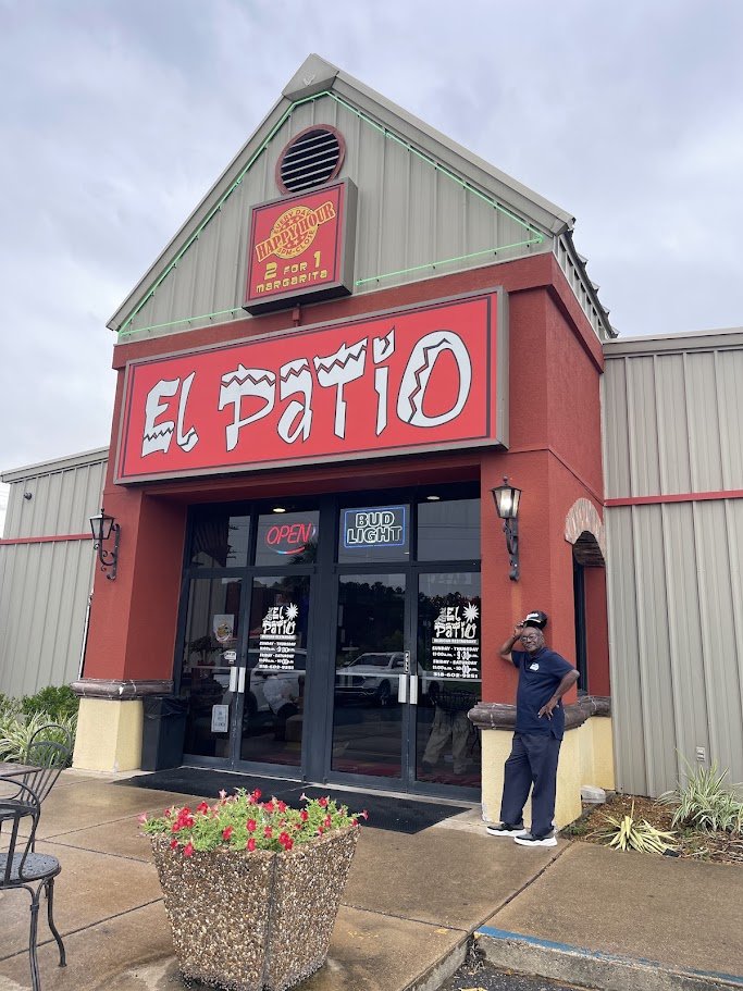 Front view of El Patio Mexican Restaurant.