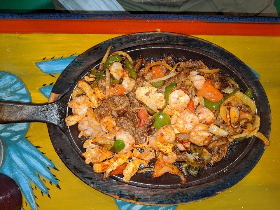 Fajitas Bravas Steak Chicken and Shrimp